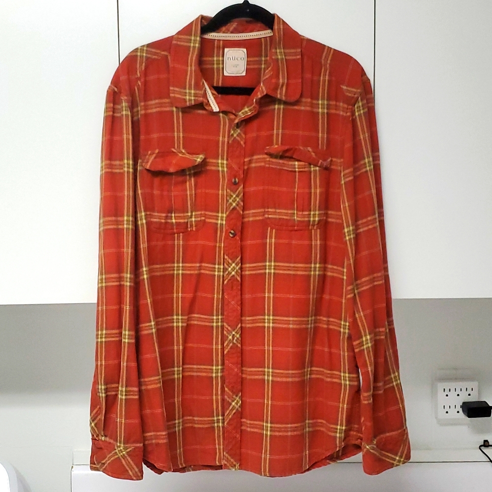 Nuco XL plaid long Sleeved button down shirt Mens